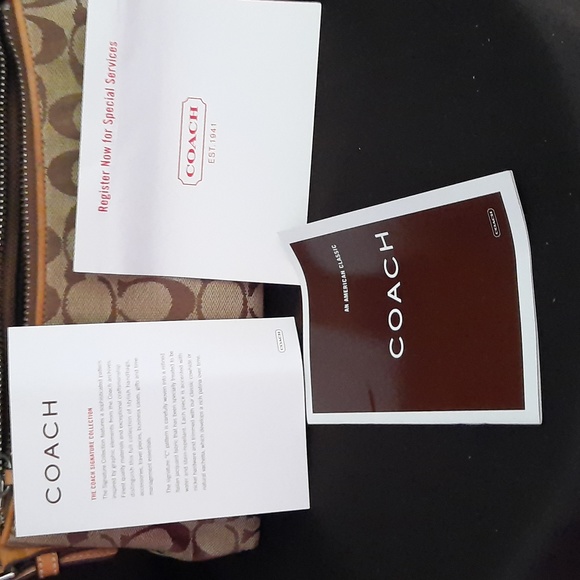 Coach signature shoulder bag - Picture 7 of 8